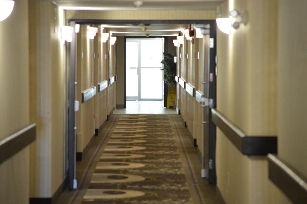 Super 8 by Wyndham Grande Prairie