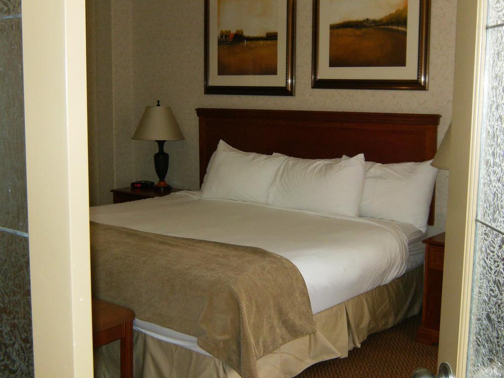 Super 8 by Wyndham Grande Prairie
