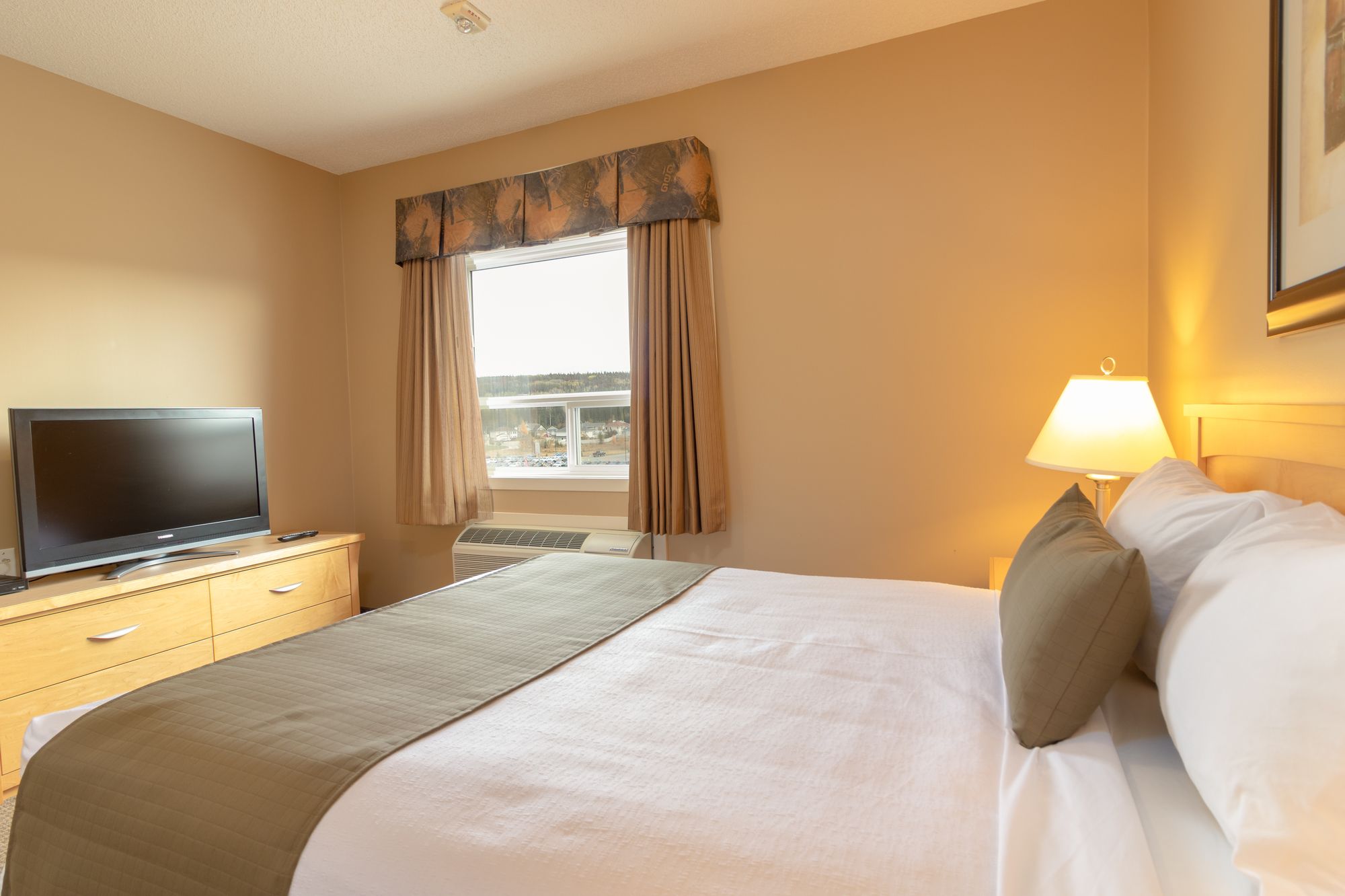 Best Canadian Motor Inn Hinton