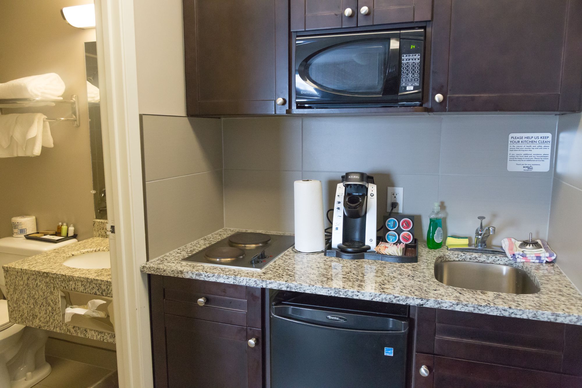 Best Canadian Motor Inn Hinton