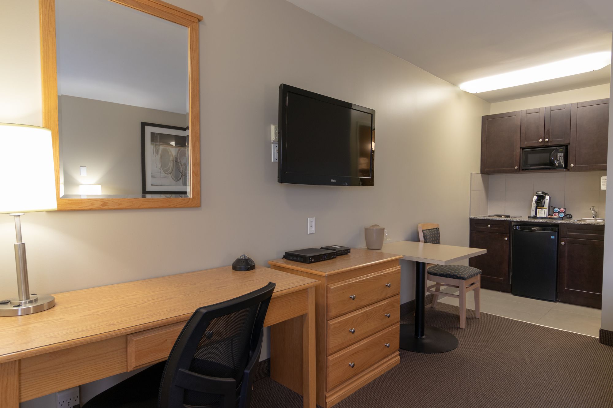 Best Canadian Motor Inn Hinton