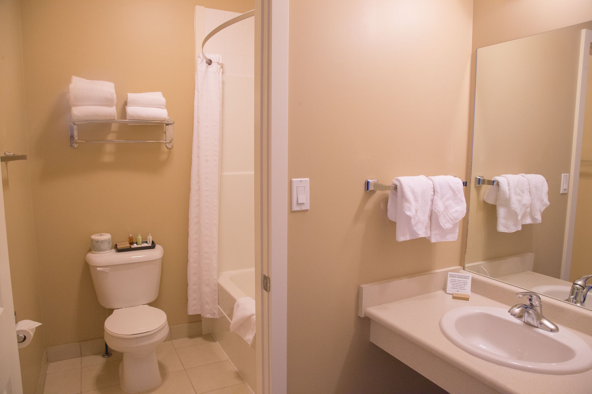 Best Canadian Motor Inn Hinton