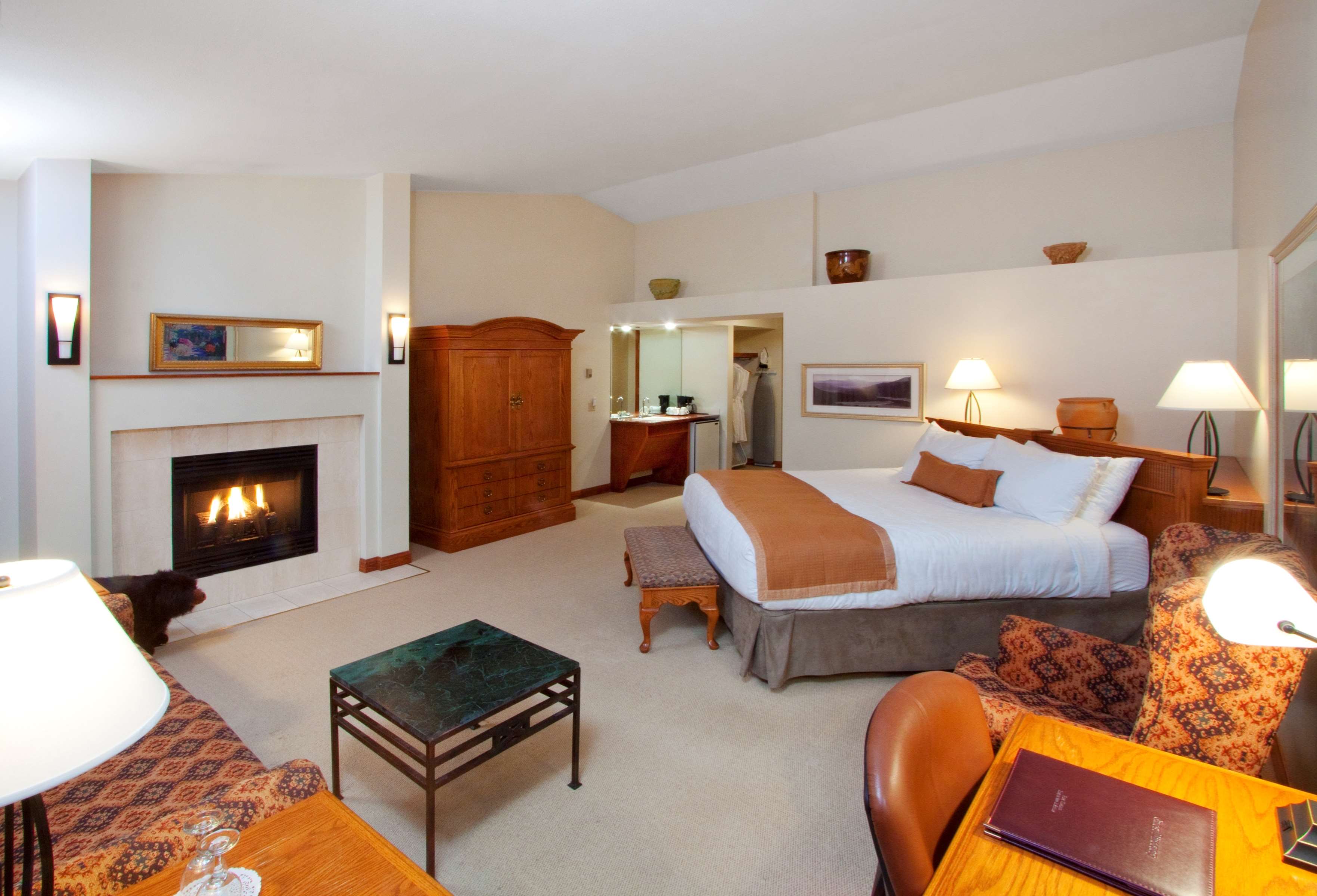 Jasper Inn & Suites by INNHotels