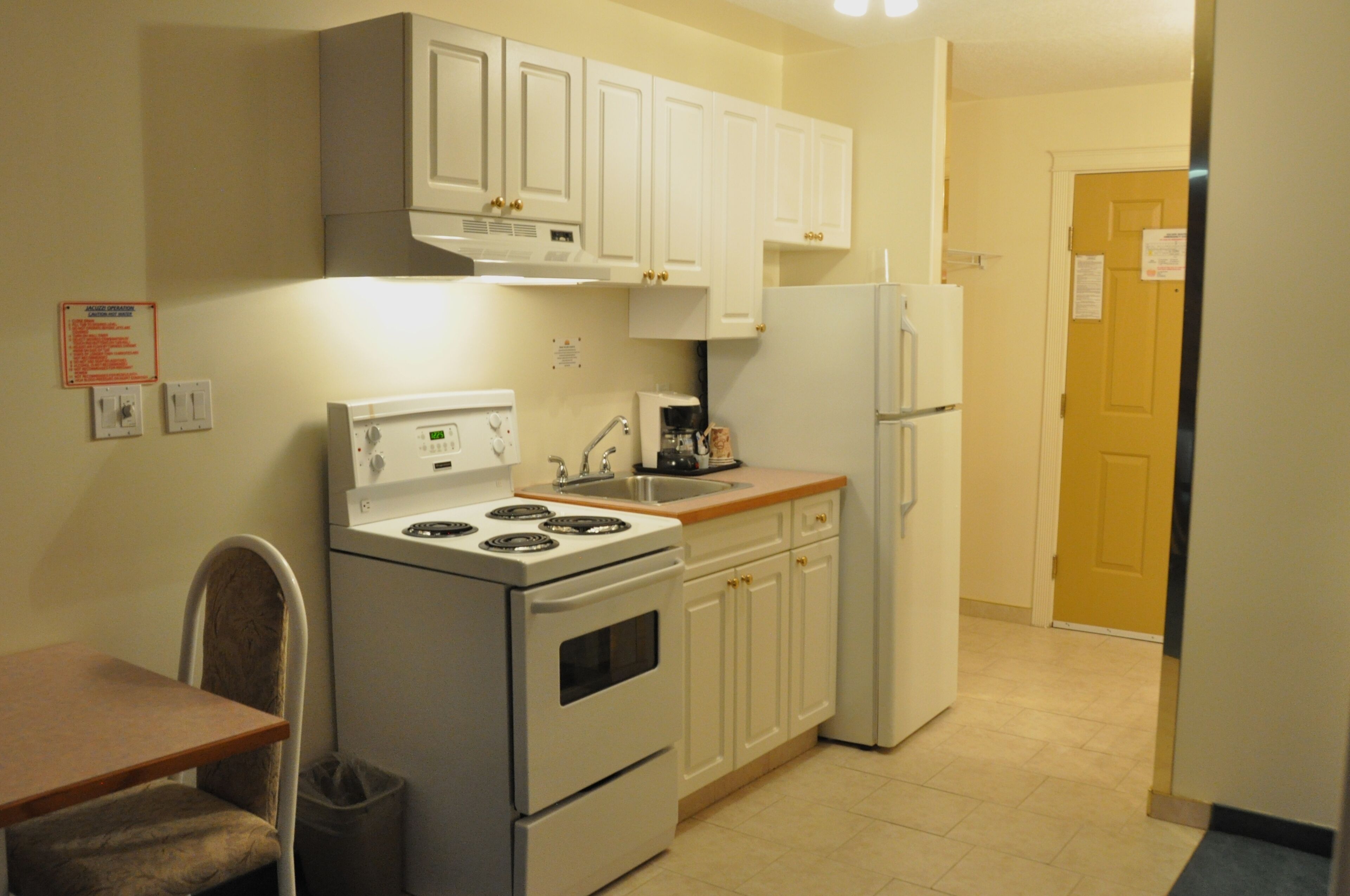 Western Budget Motel & Suites - Leduc #3