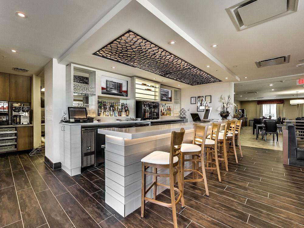 Radisson Hotel Edmonton Airport