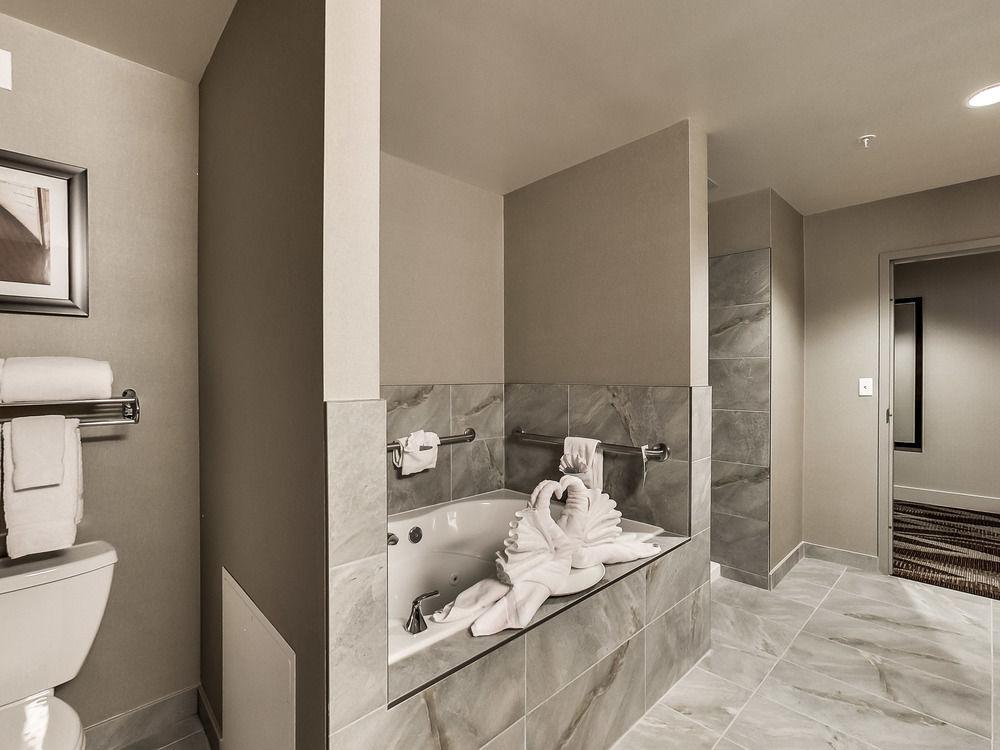Radisson Hotel Edmonton Airport