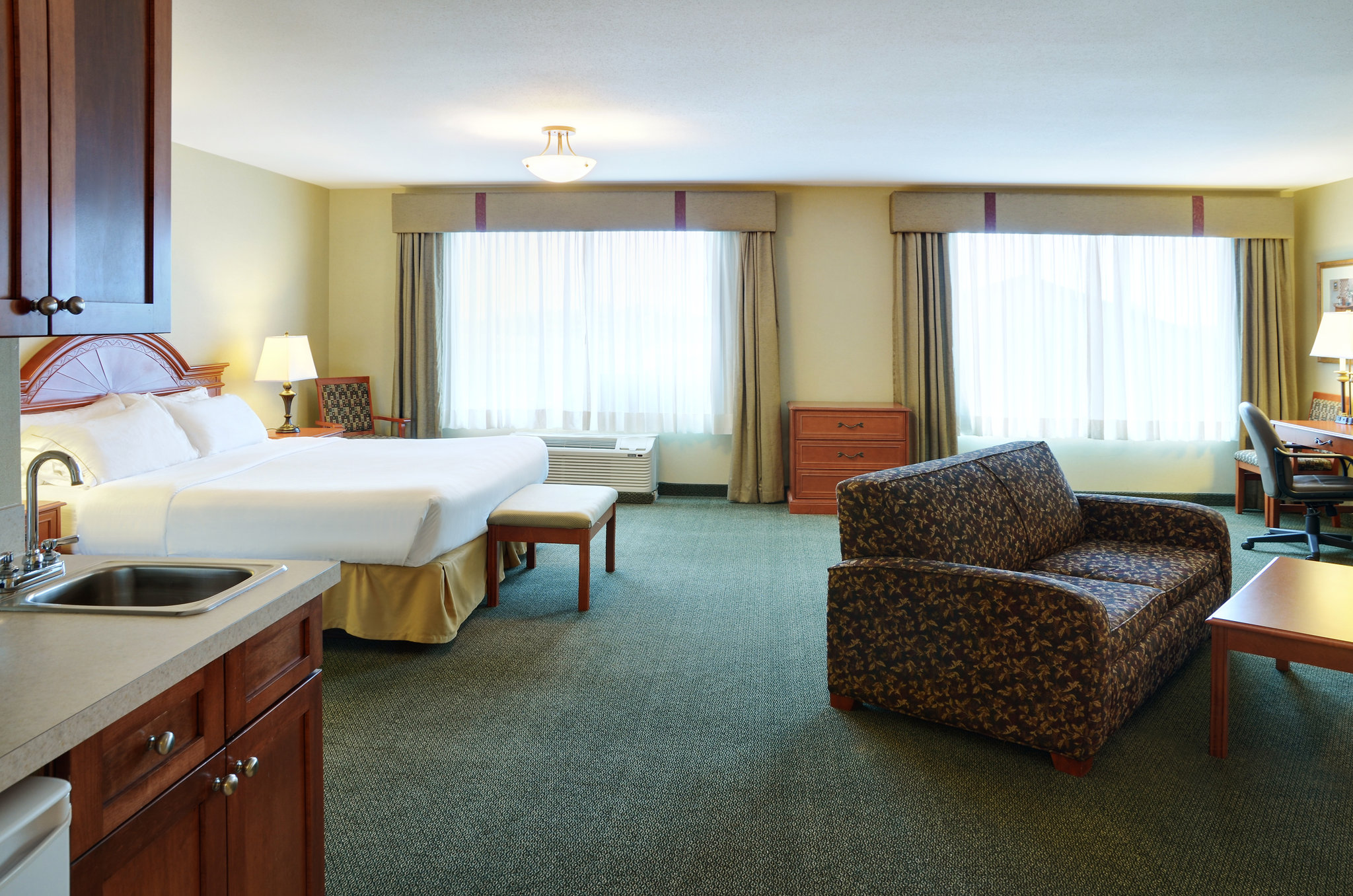 Holiday Inn Express & Suites Medicine Hat Transcanada Highway 1