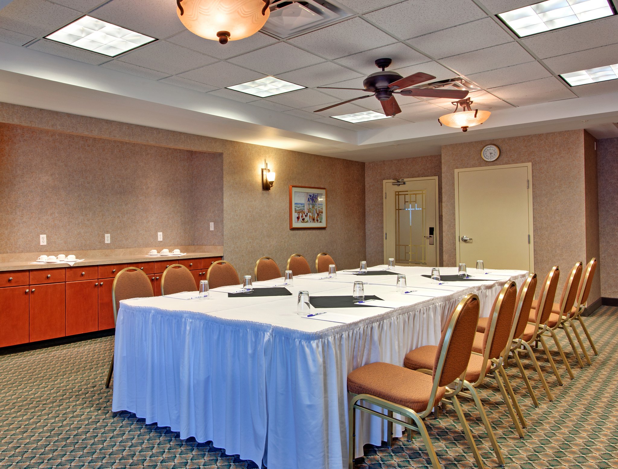 Holiday Inn Express & Suites Medicine Hat Transcanada Highway 1