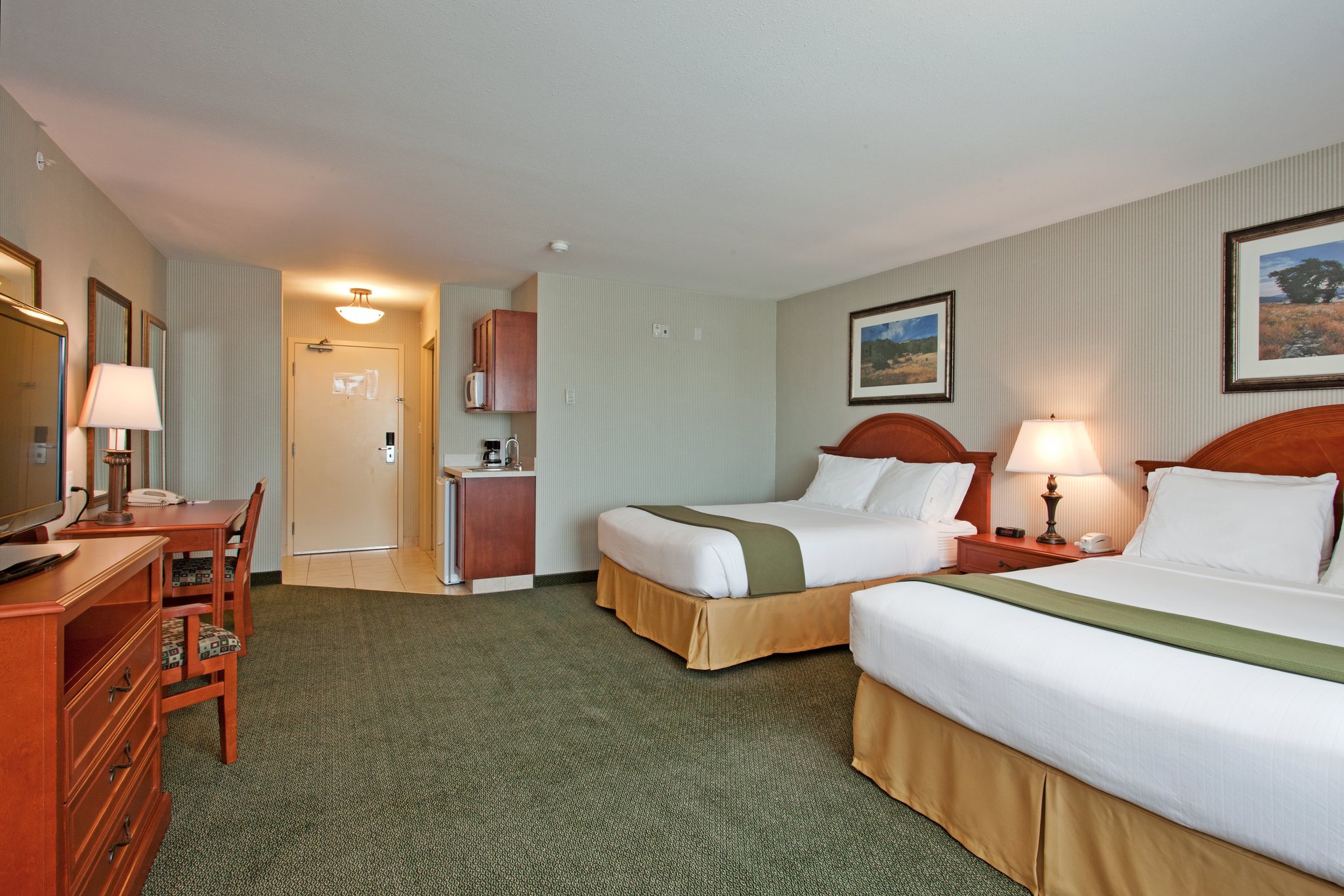 Holiday Inn Express & Suites Medicine Hat Transcanada Highway 1