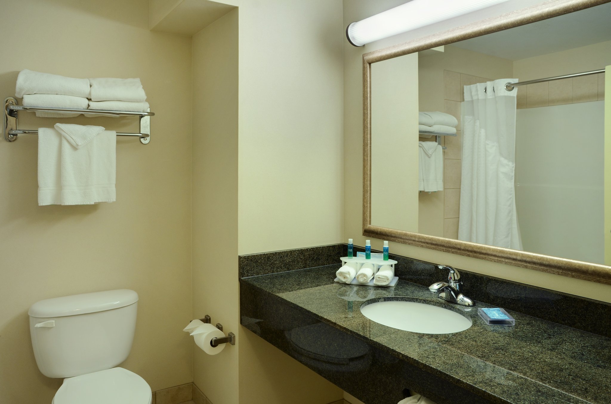 Holiday Inn Express & Suites Medicine Hat Transcanada Highway 1
