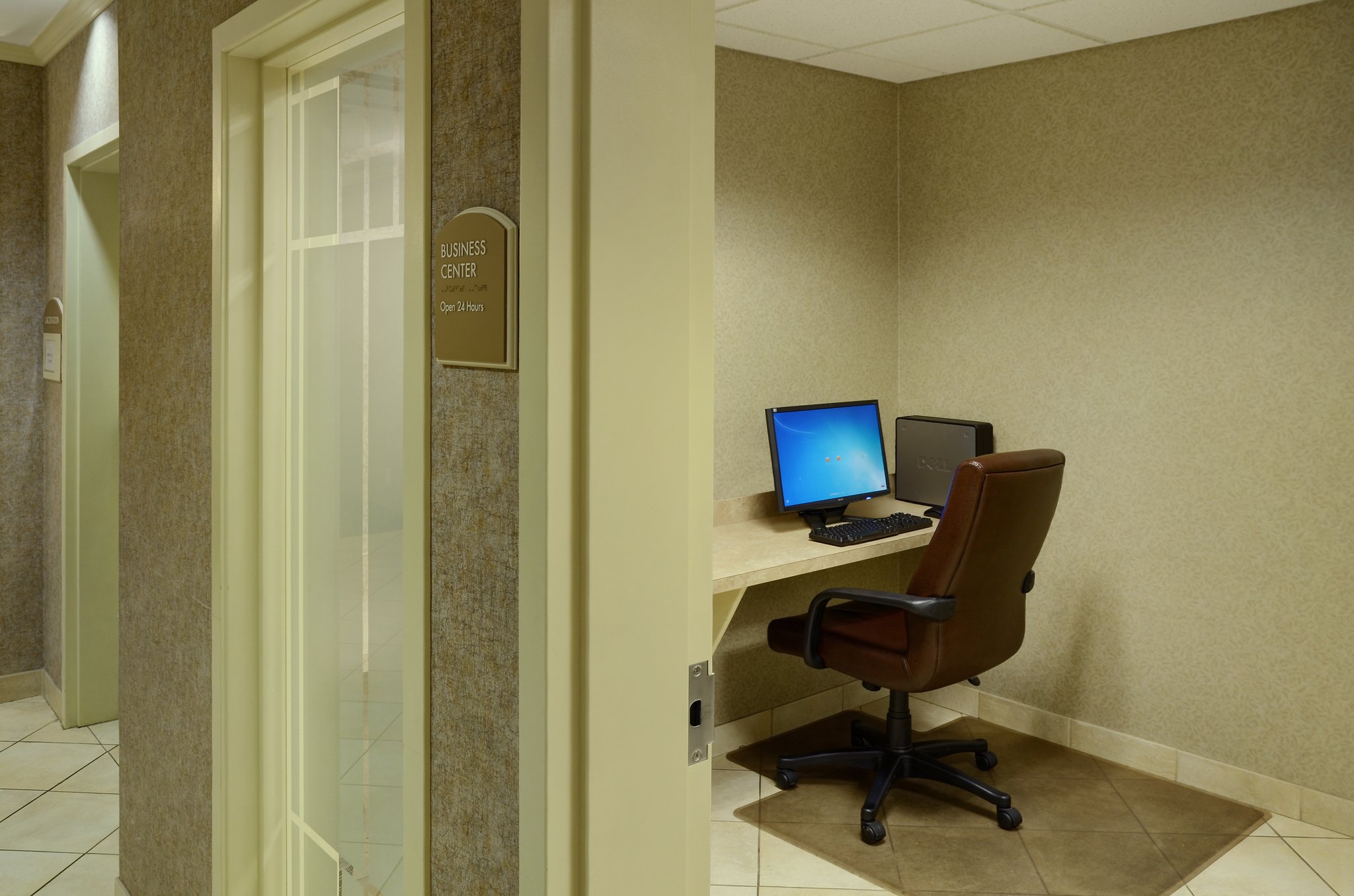 Holiday Inn Express & Suites Medicine Hat Transcanada Highway 1