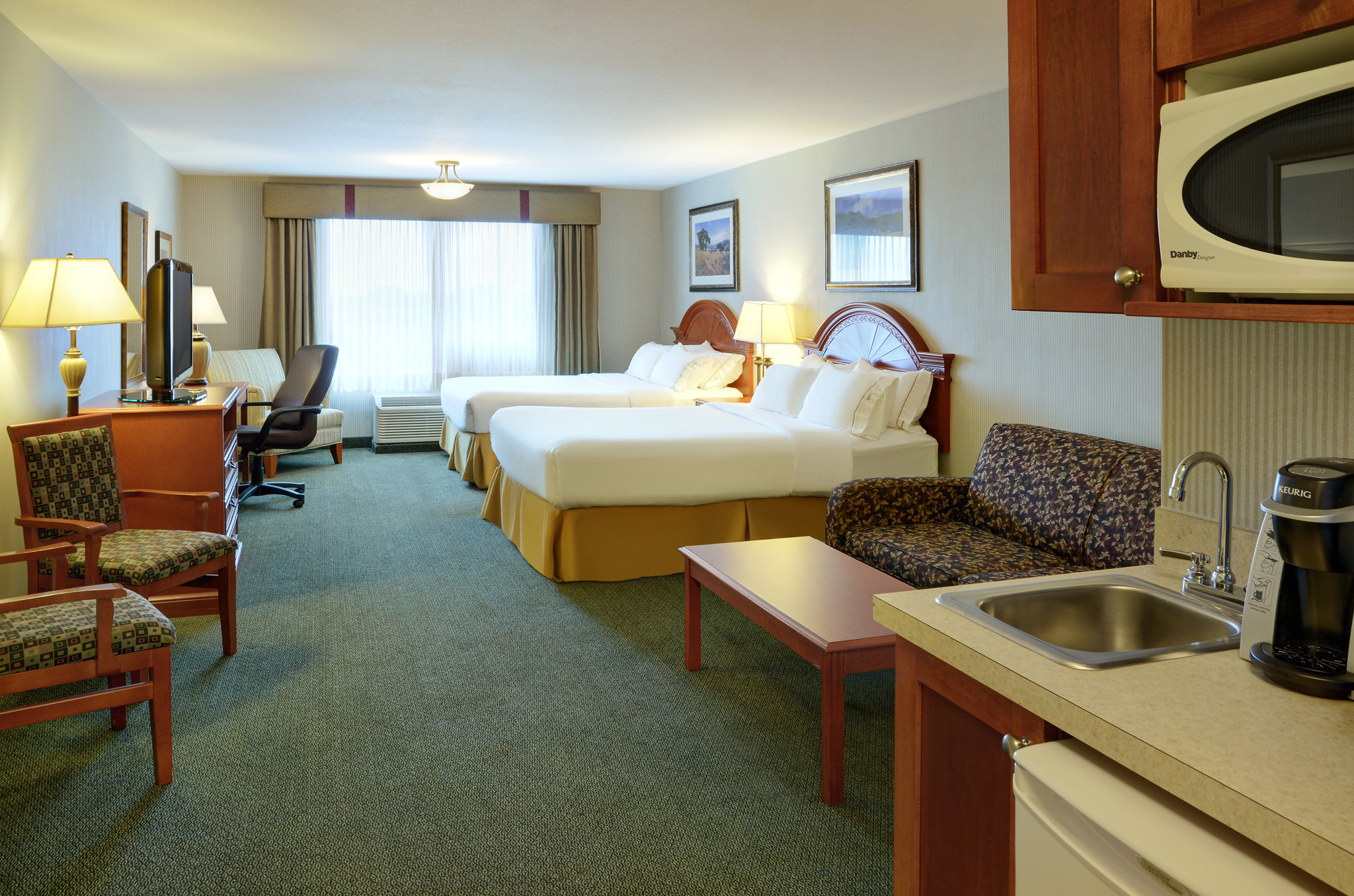 Holiday Inn Express & Suites Medicine Hat Transcanada Highway 1