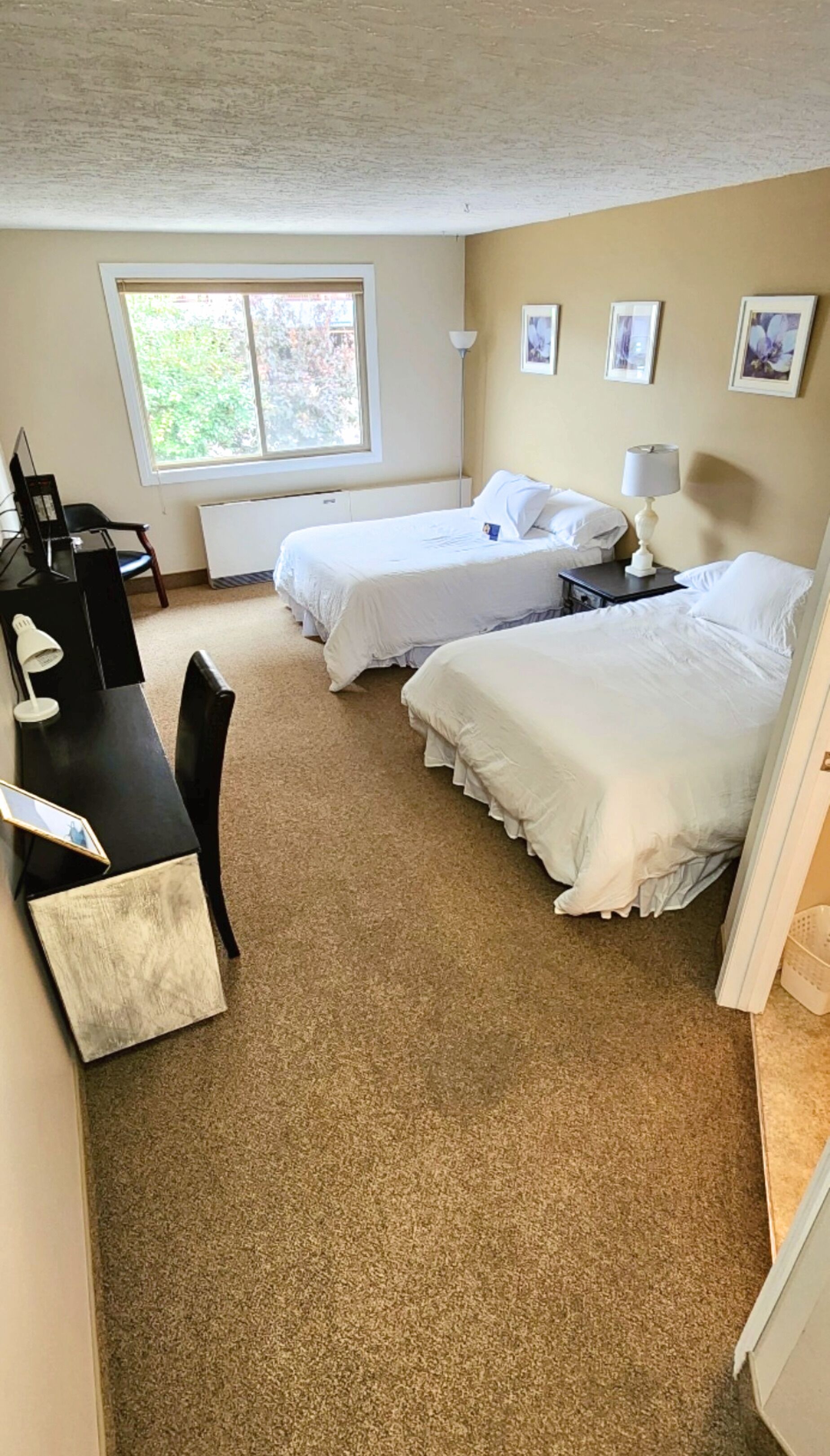 Medicine Hat Retirement Villa