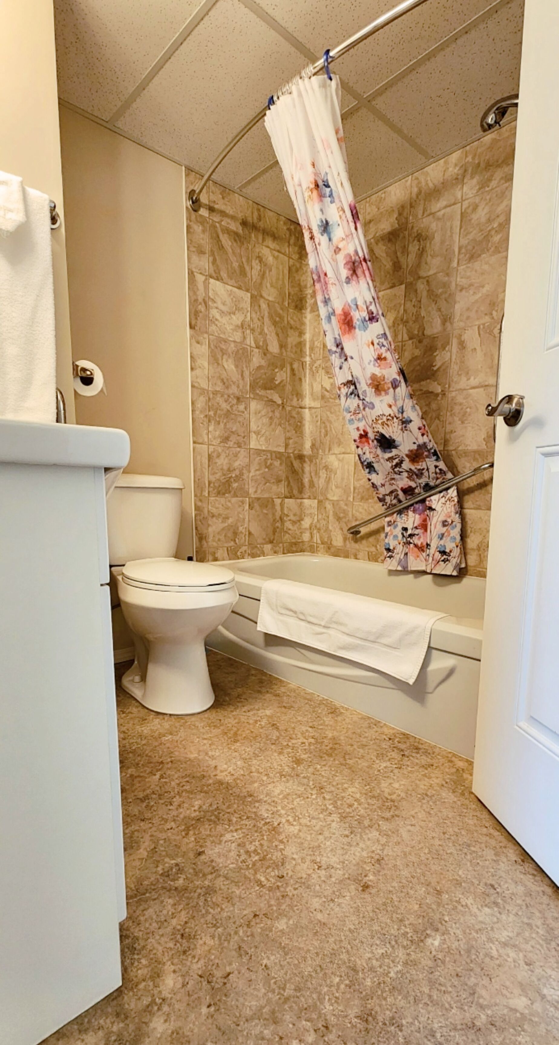 Medicine Hat Retirement Villa