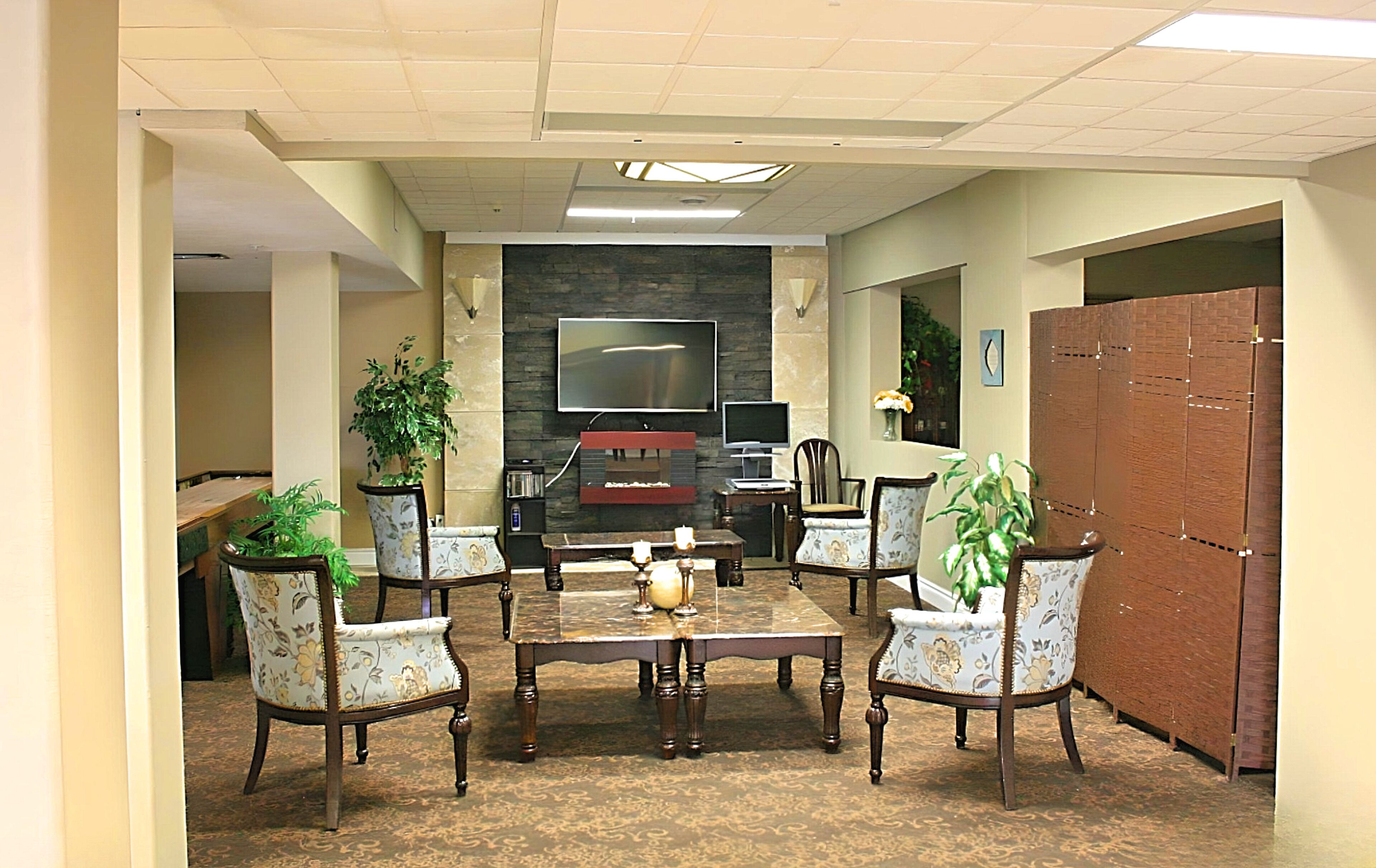 Medicine Hat Retirement Villa