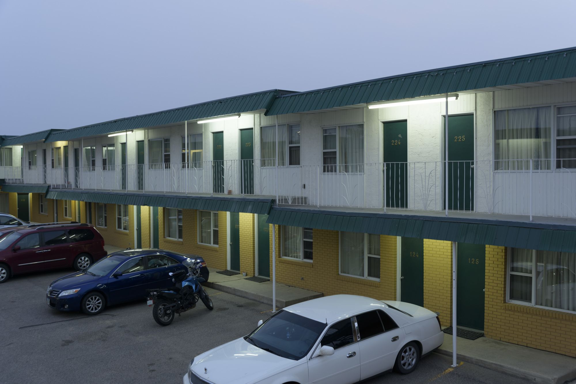 Sun Dek Motel