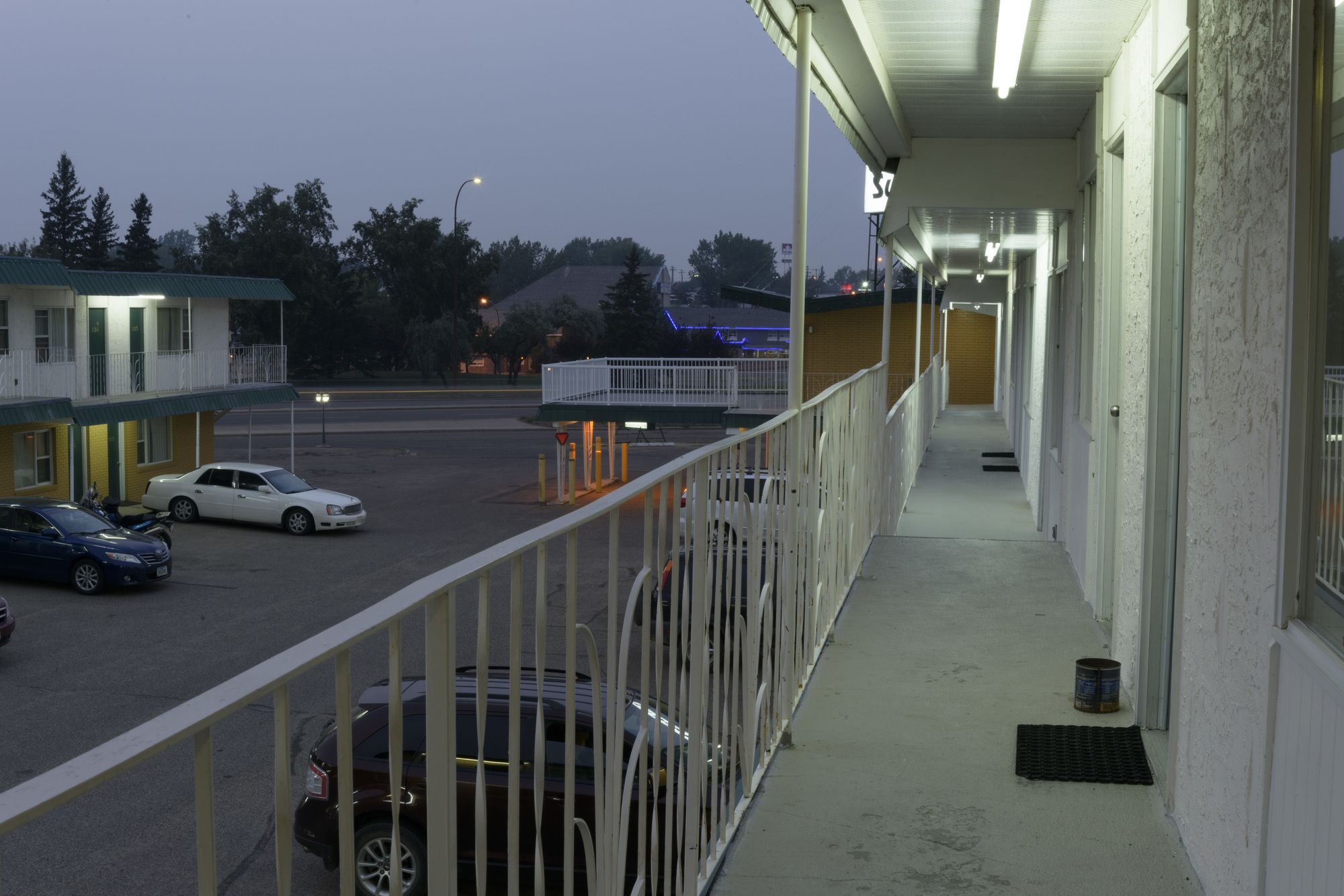 Sun Dek Motel
