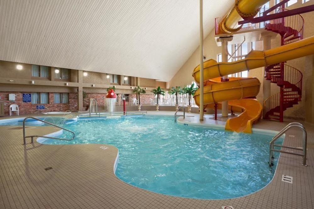 Clarion Pointe