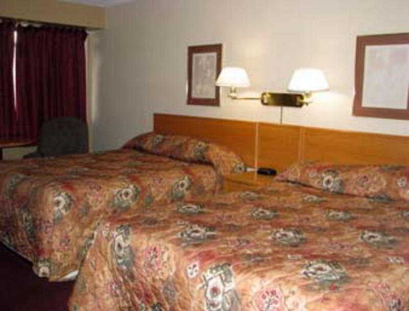 Clarion Pointe