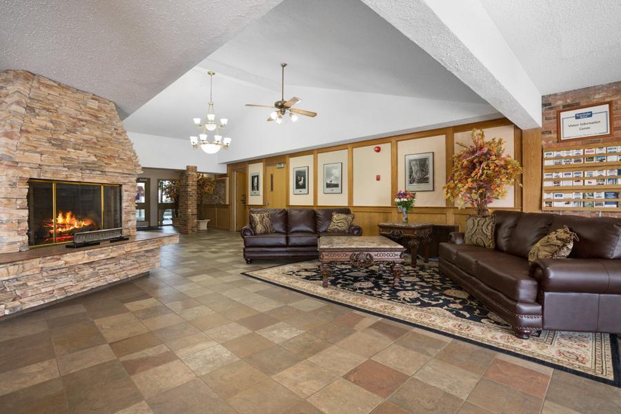 Clarion Pointe