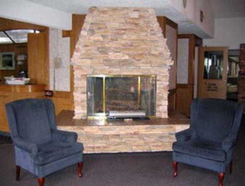 Clarion Pointe