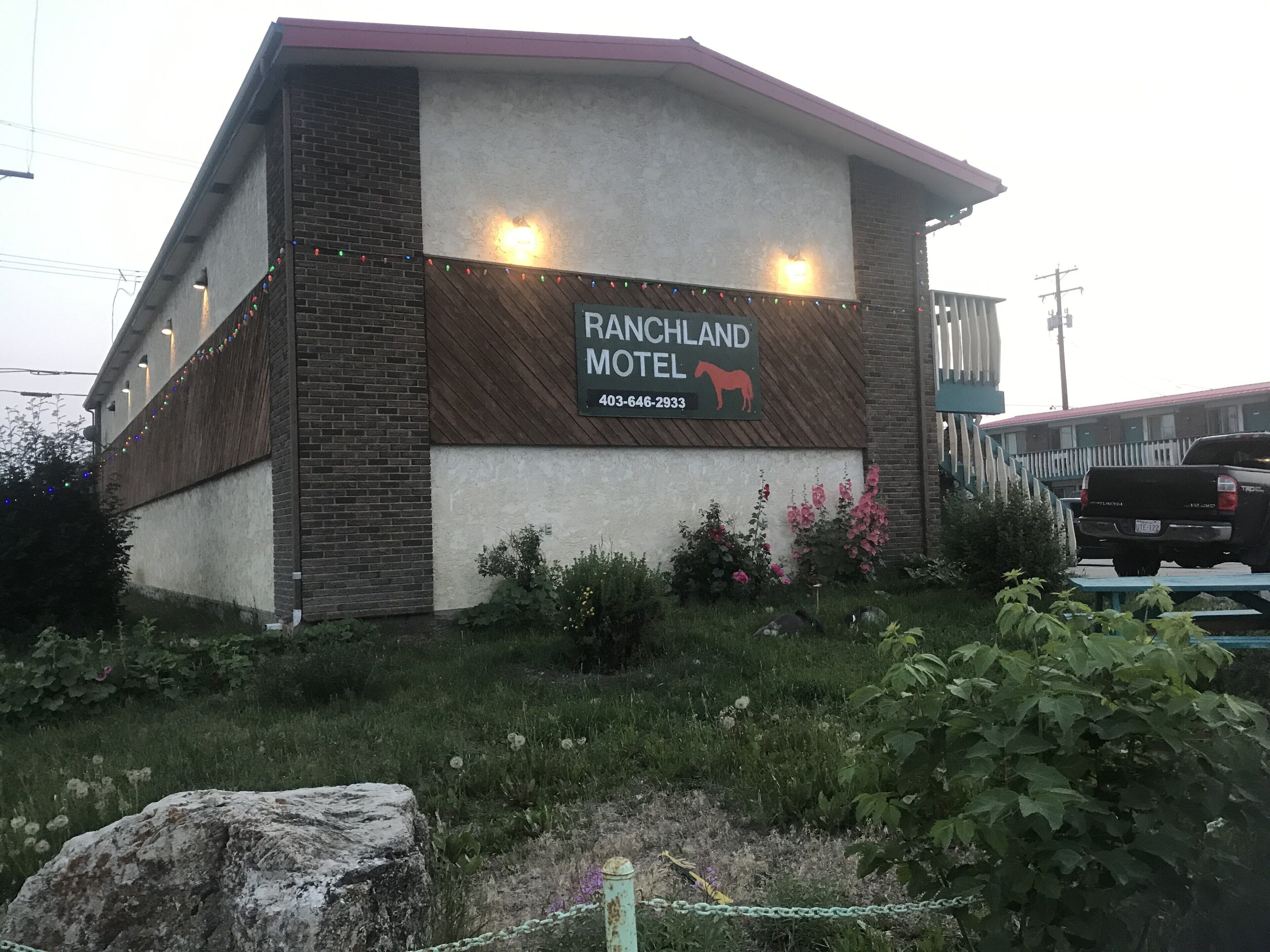 Ranchland Inn
