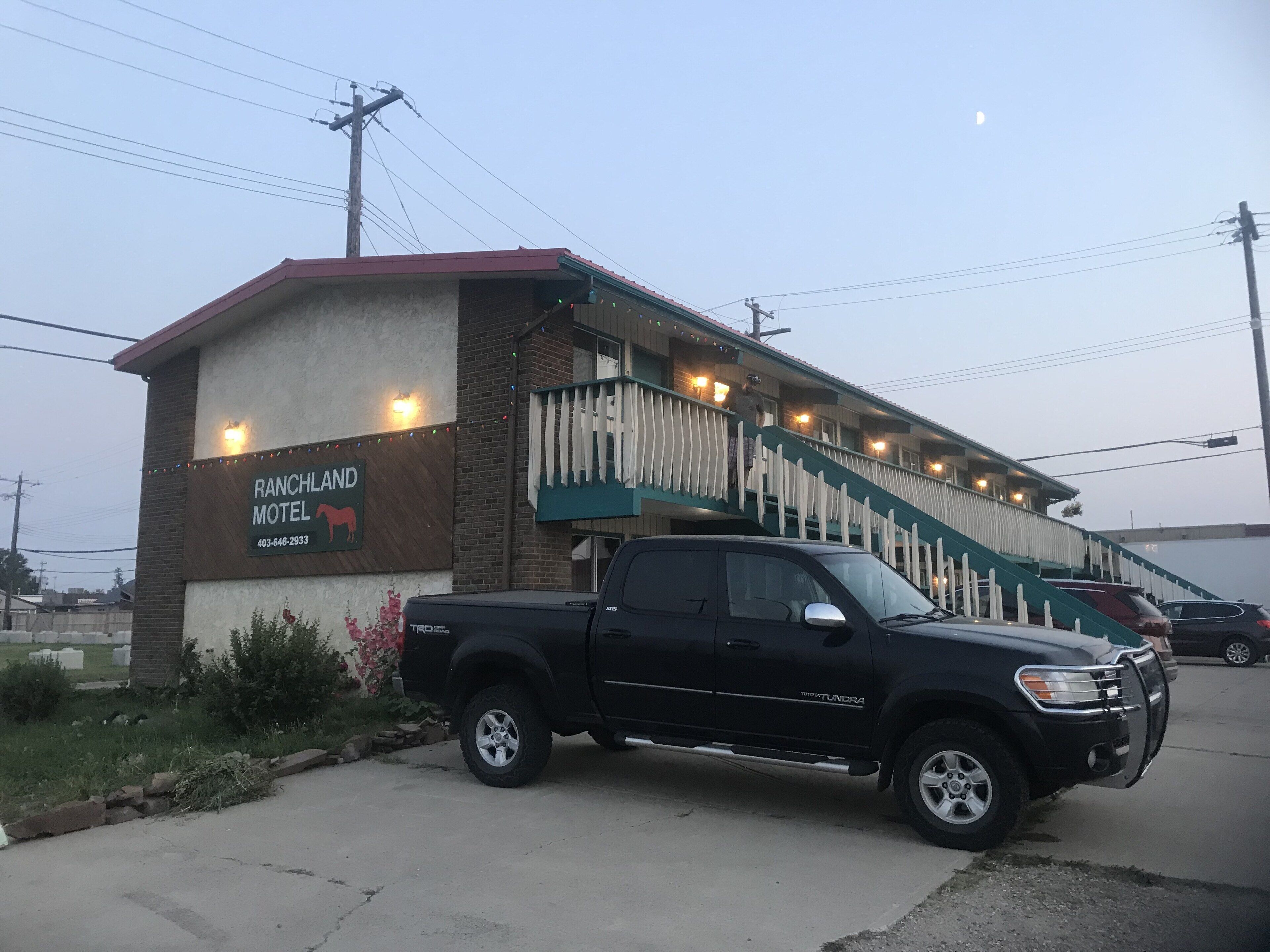 Ranchland Inn