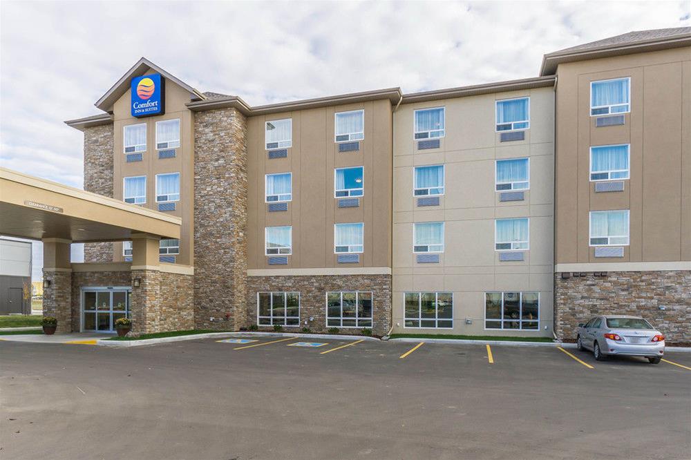 Comfort Inn & Suites Edmonton International Airport