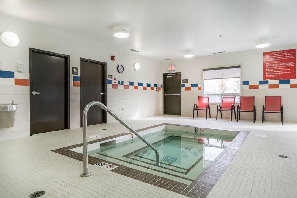 Comfort Inn & Suites Edmonton International Airport