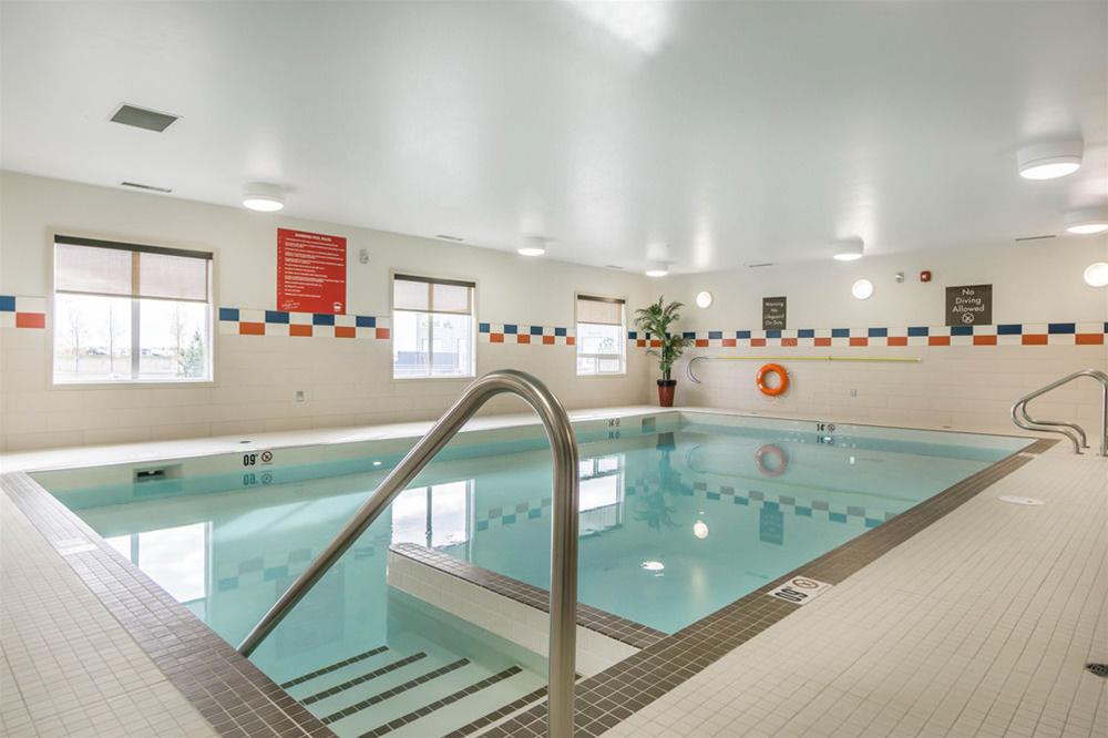 Comfort Inn & Suites Edmonton International Airport