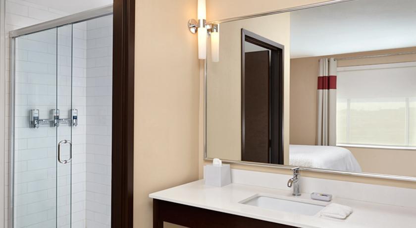 Four Points by Sheraton Edmonton International Airport