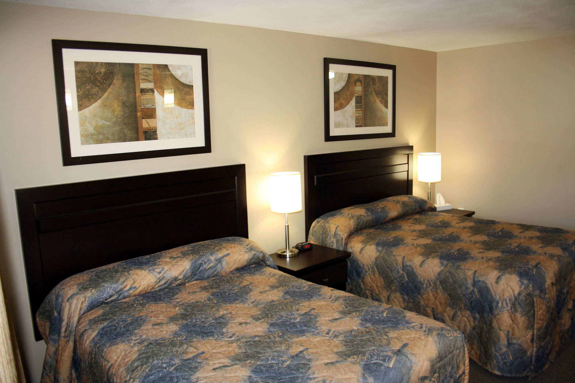 Best Canadian Motor Inn Peace River