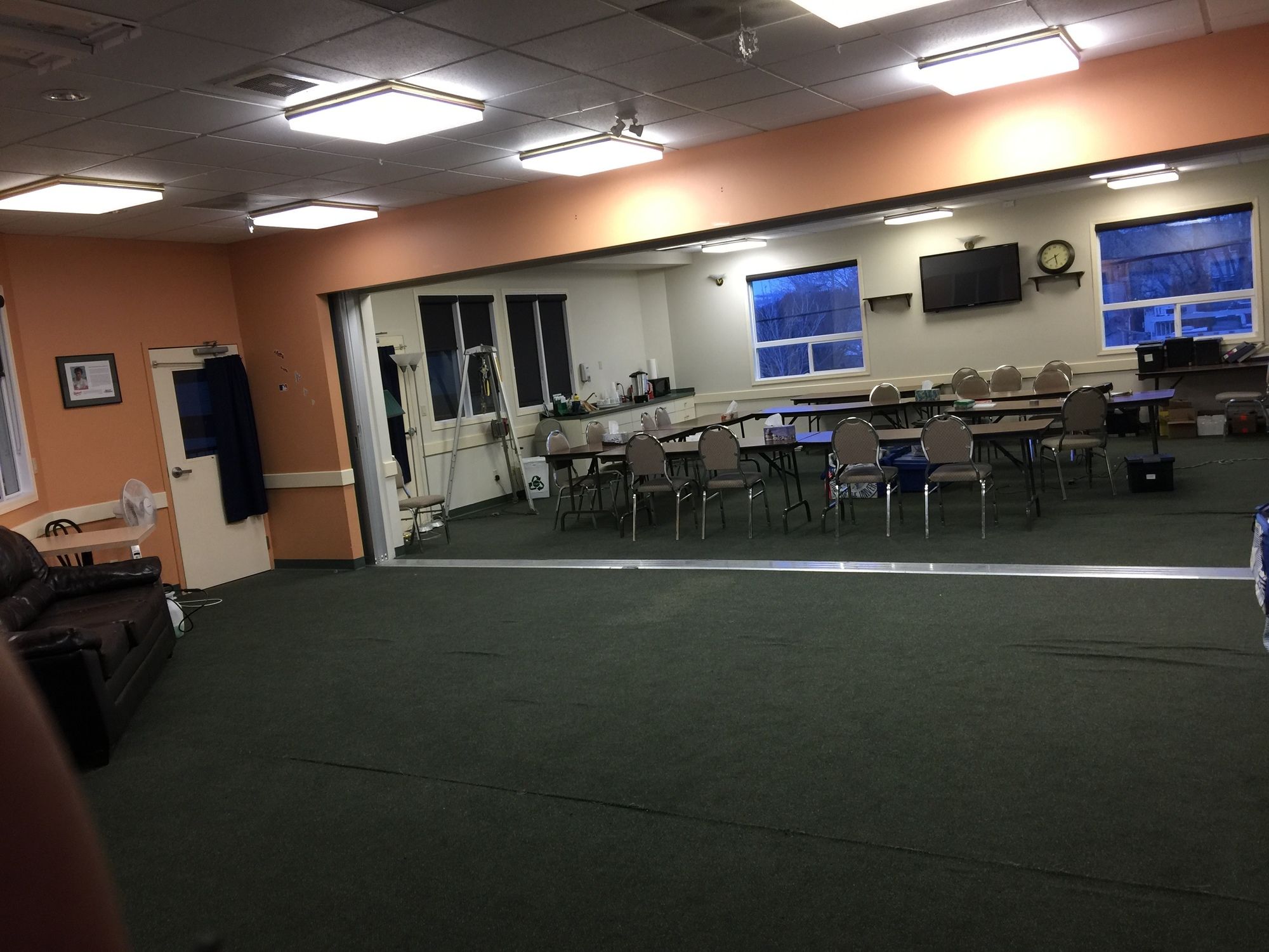 Best Canadian Motor Inn Peace River