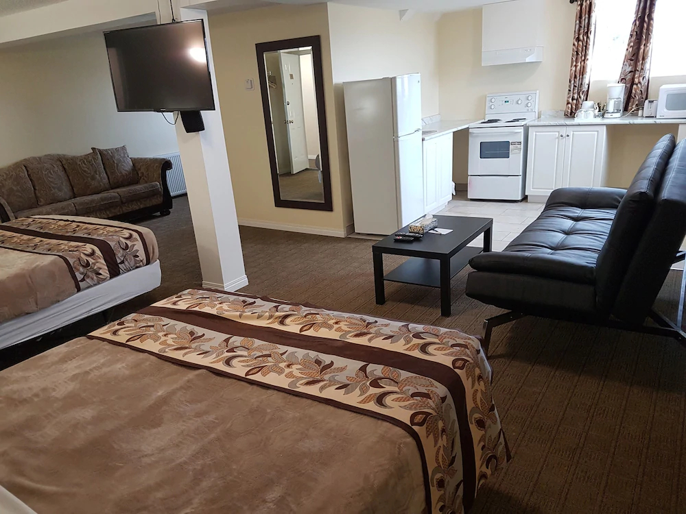 Parkway Motel
