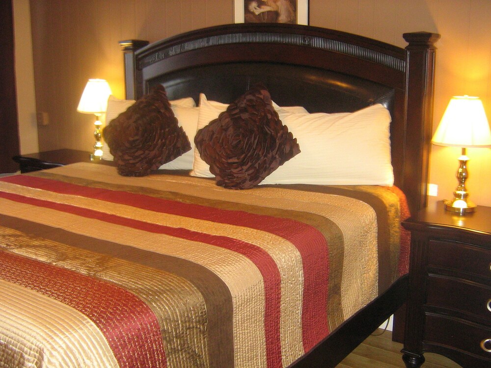 Parkway Motel
