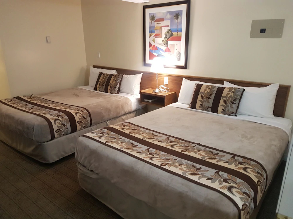 Parkway Motel