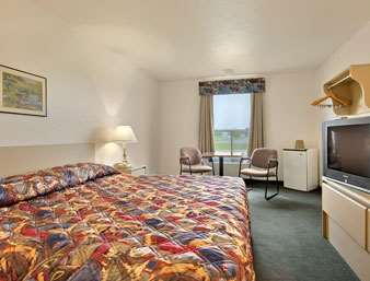 Super 8 by Wyndham Pincher Creek AB