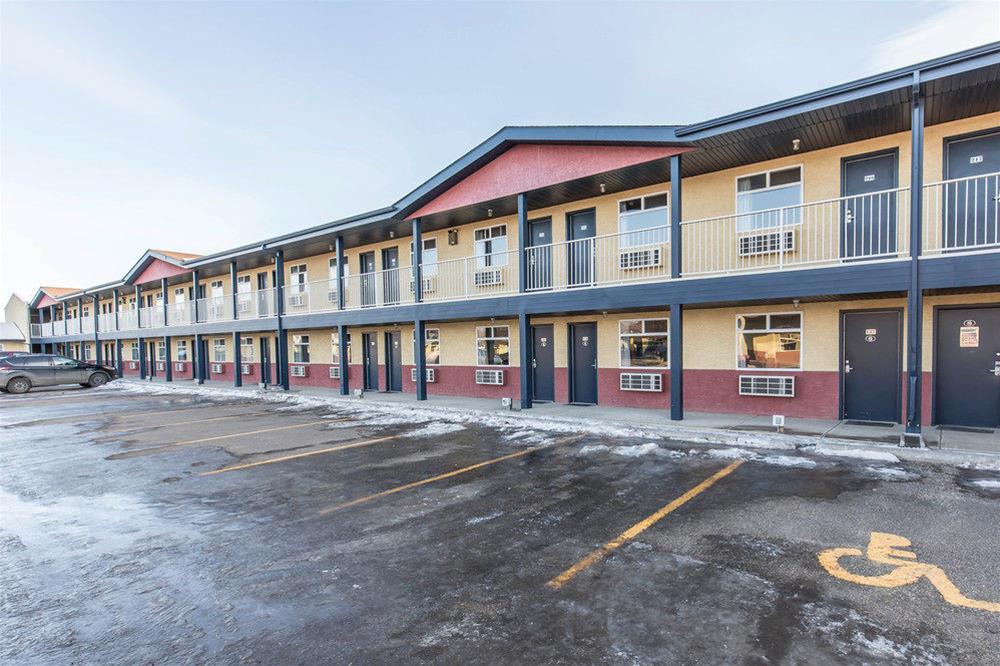 Empire Inn & Suites