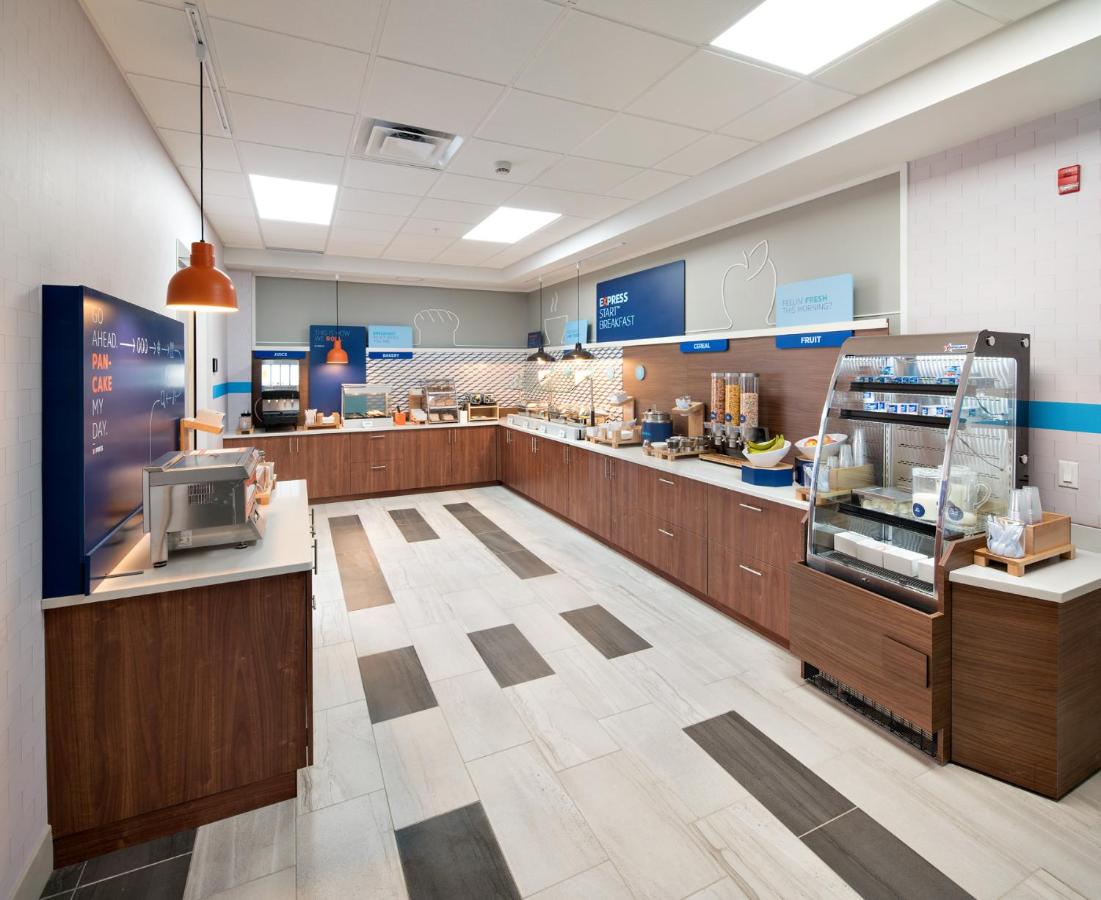 Holiday Inn Express Red Deer North