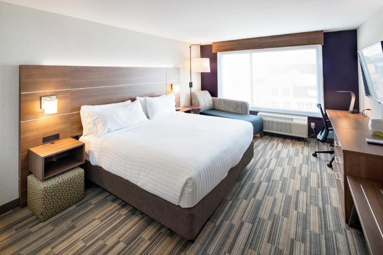 Holiday Inn Express Red Deer North