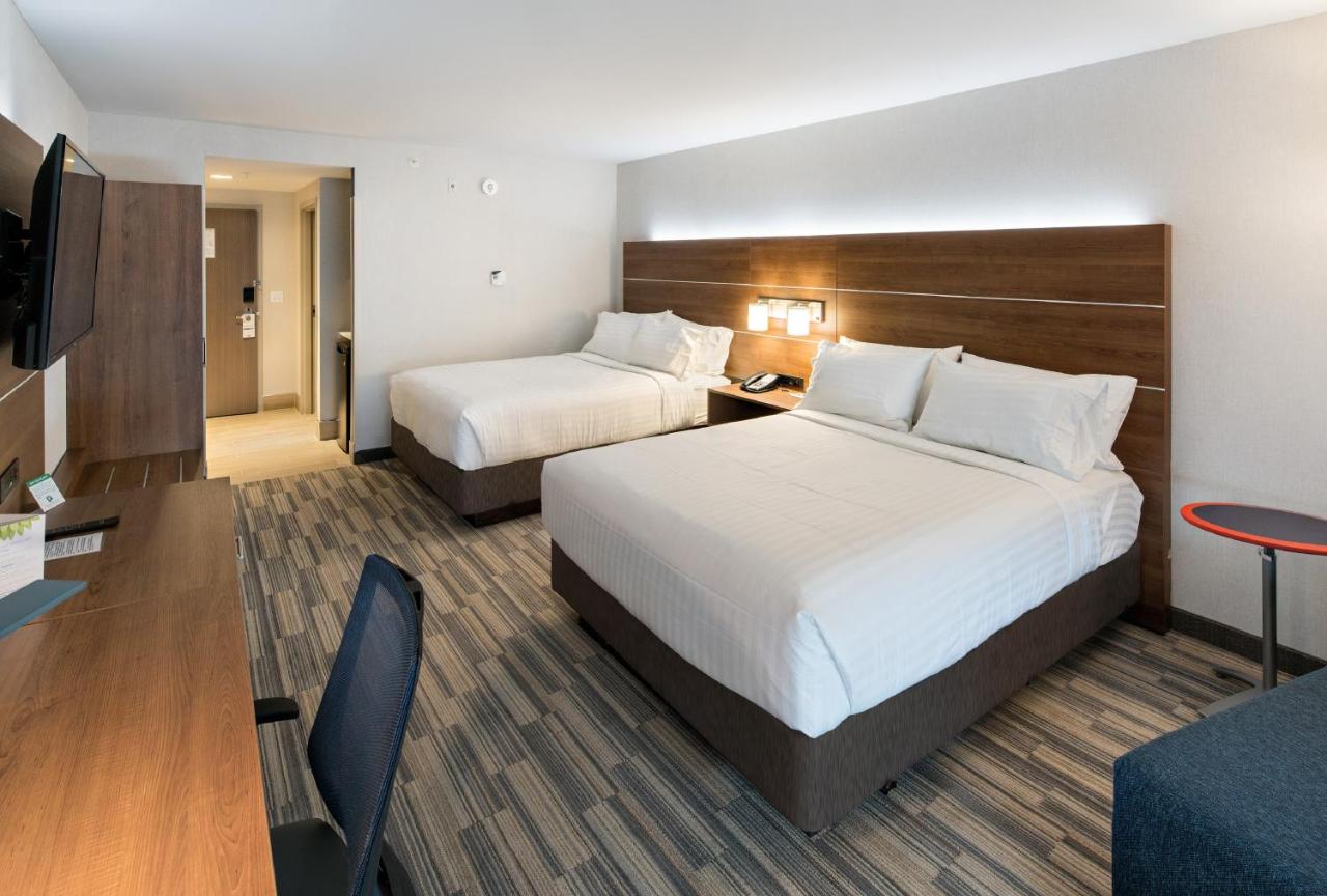 Holiday Inn Express Red Deer North