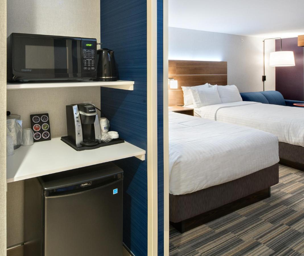 Holiday Inn Express Red Deer North