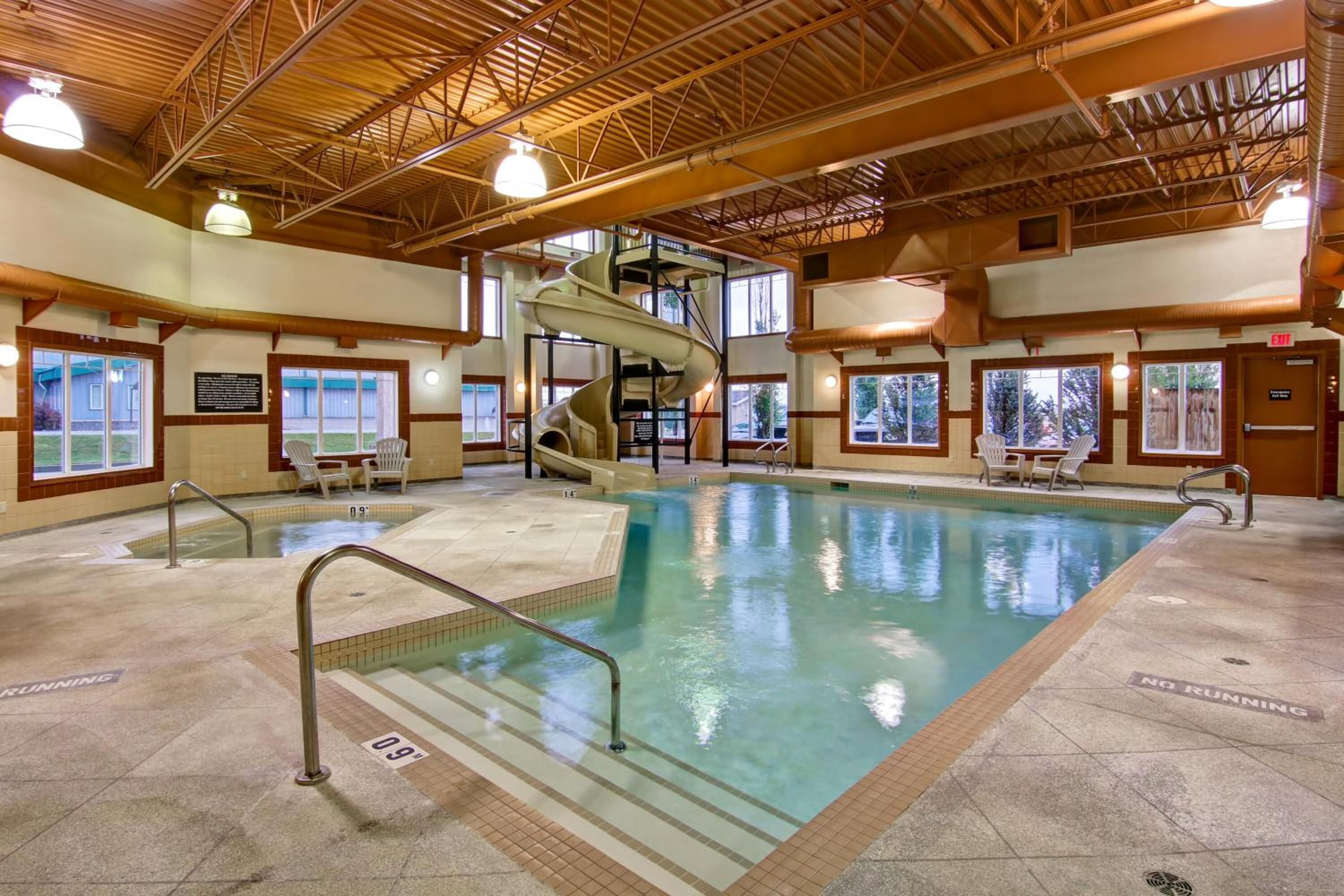Clarion Pointe