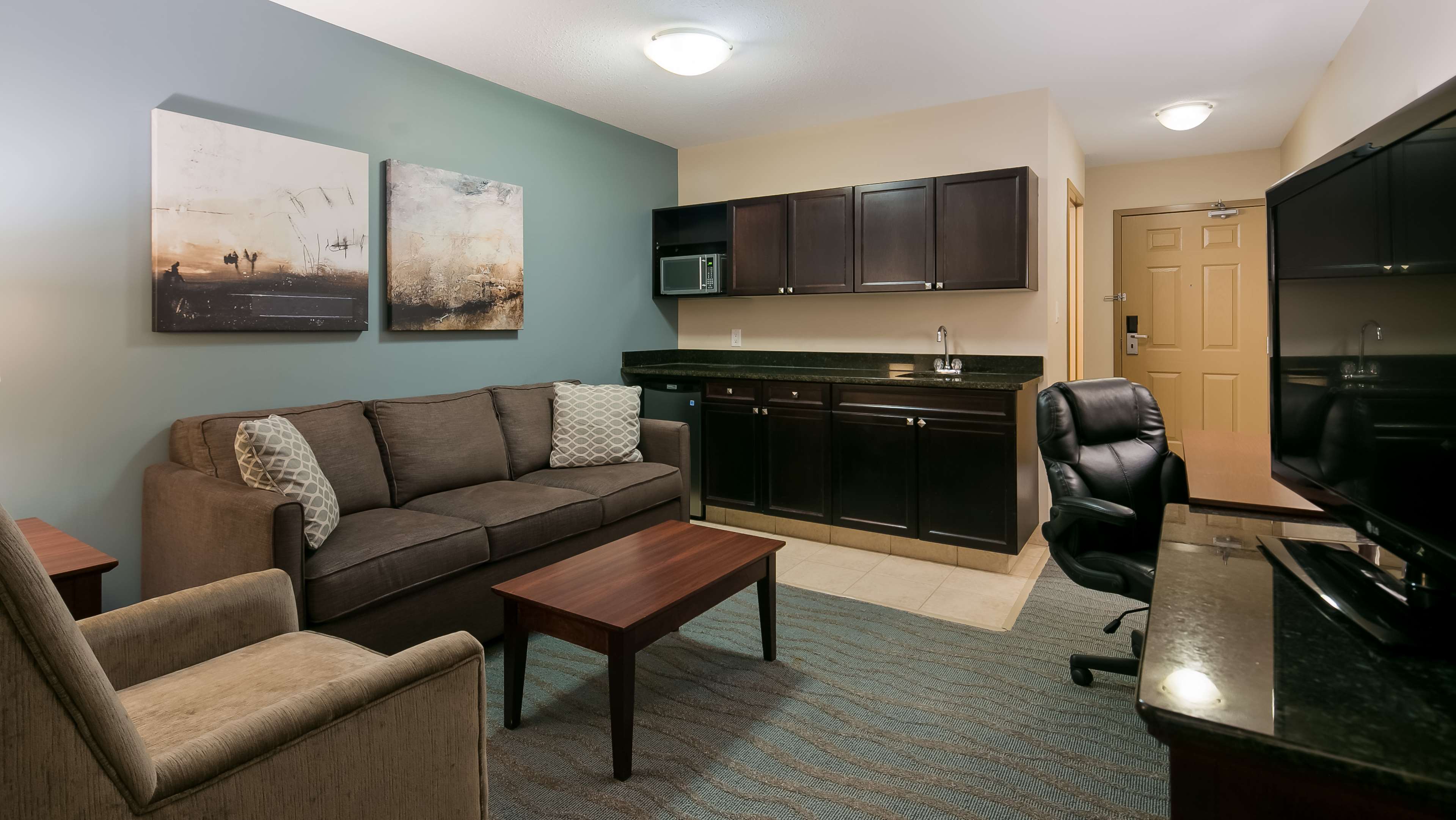 Best Western Rocky Mountain House Inn & Suites