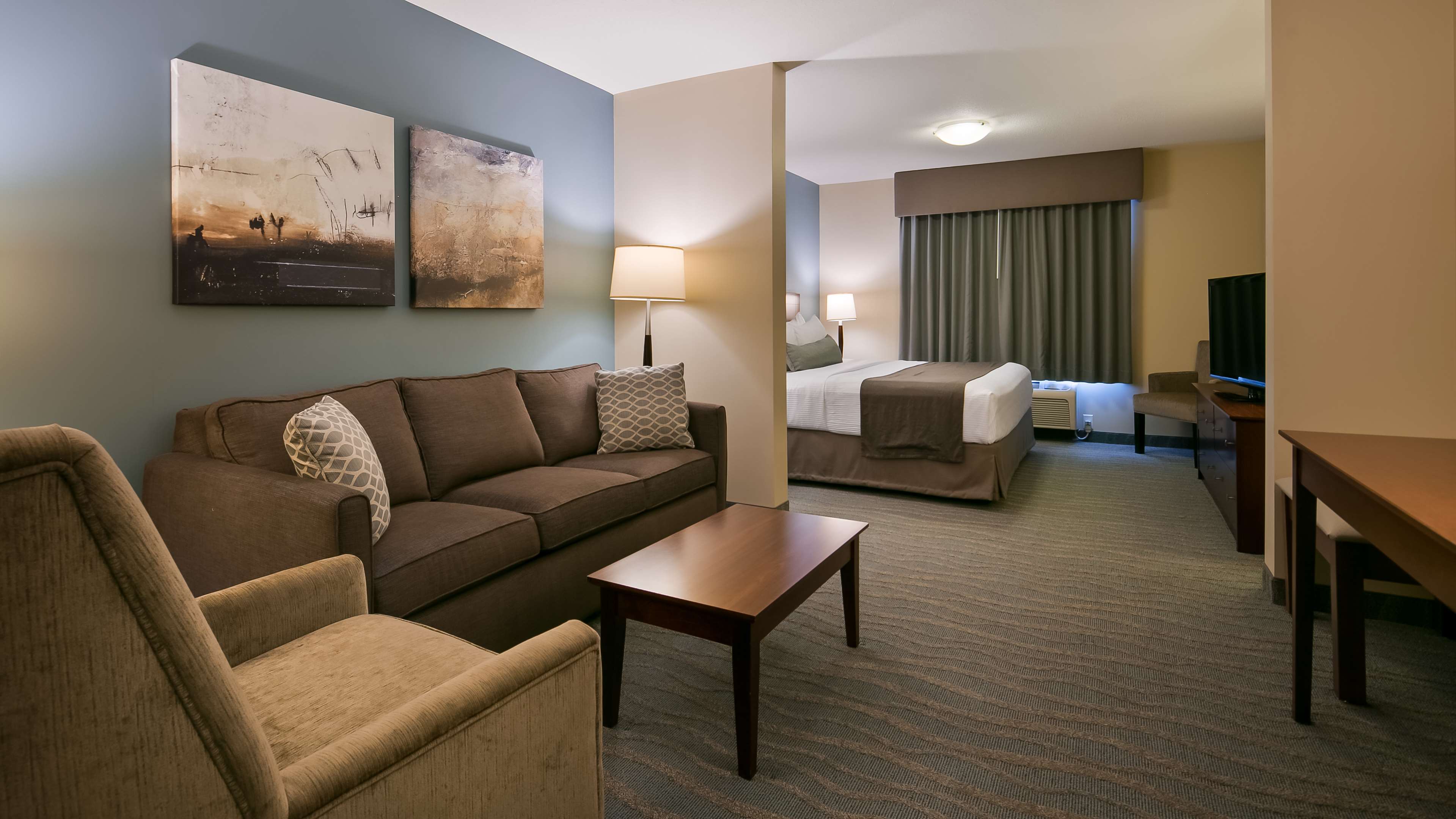Best Western Rocky Mountain House Inn & Suites