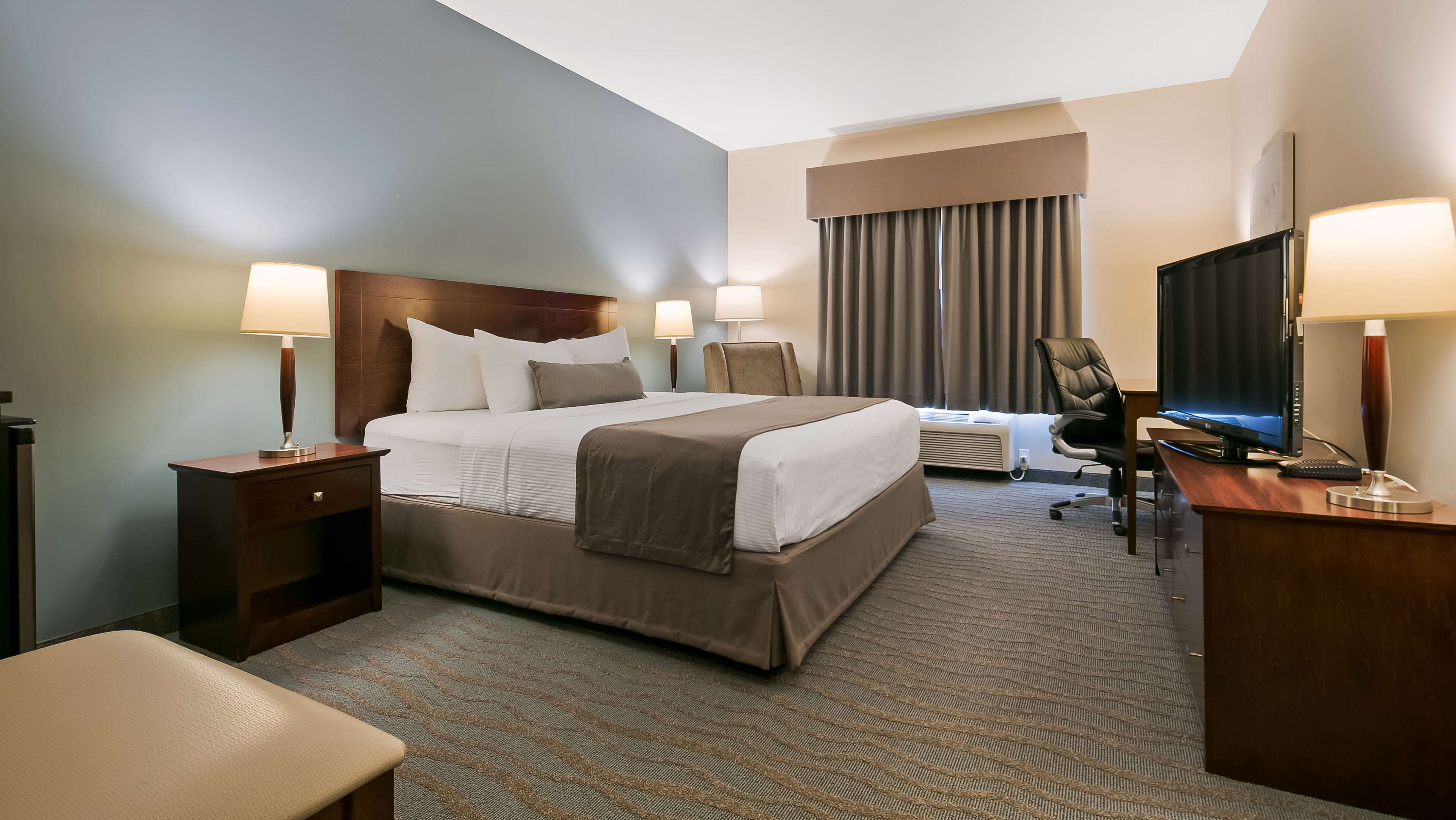 Best Western Rocky Mountain House Inn & Suites
