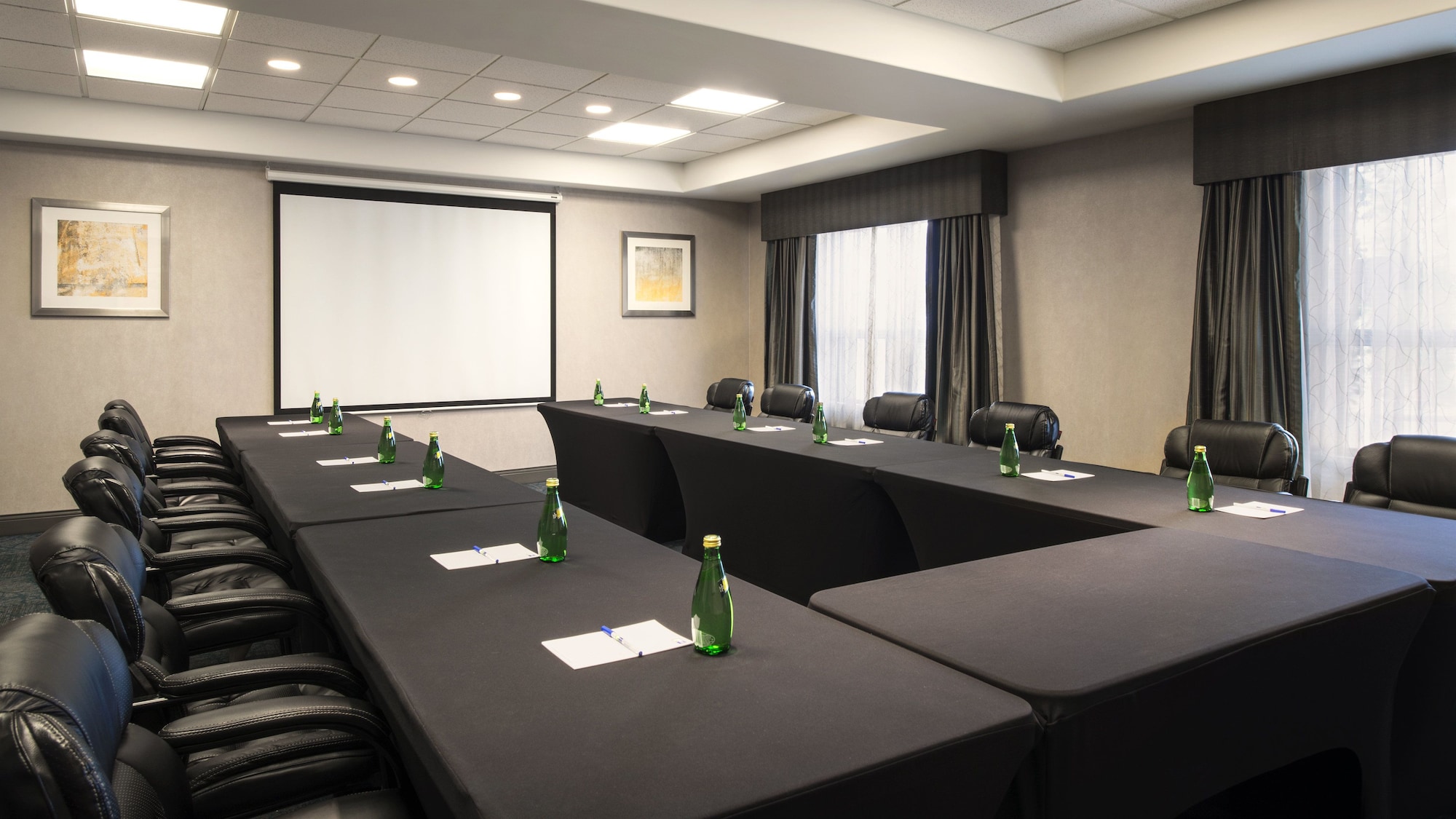Holiday Inn Express & Suites Sherwood Park-Edmonton Area
