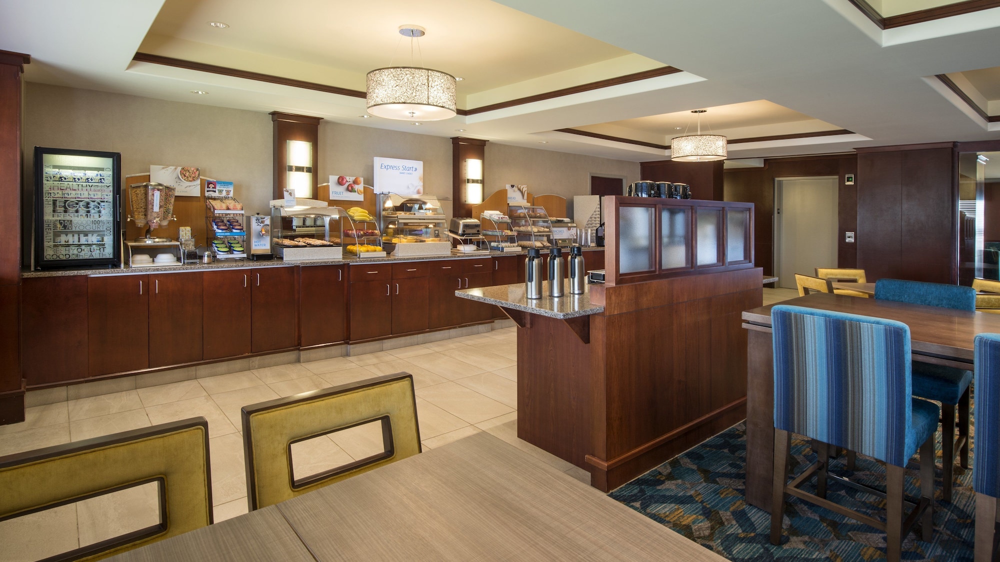 Holiday Inn Express & Suites Sherwood Park-Edmonton Area