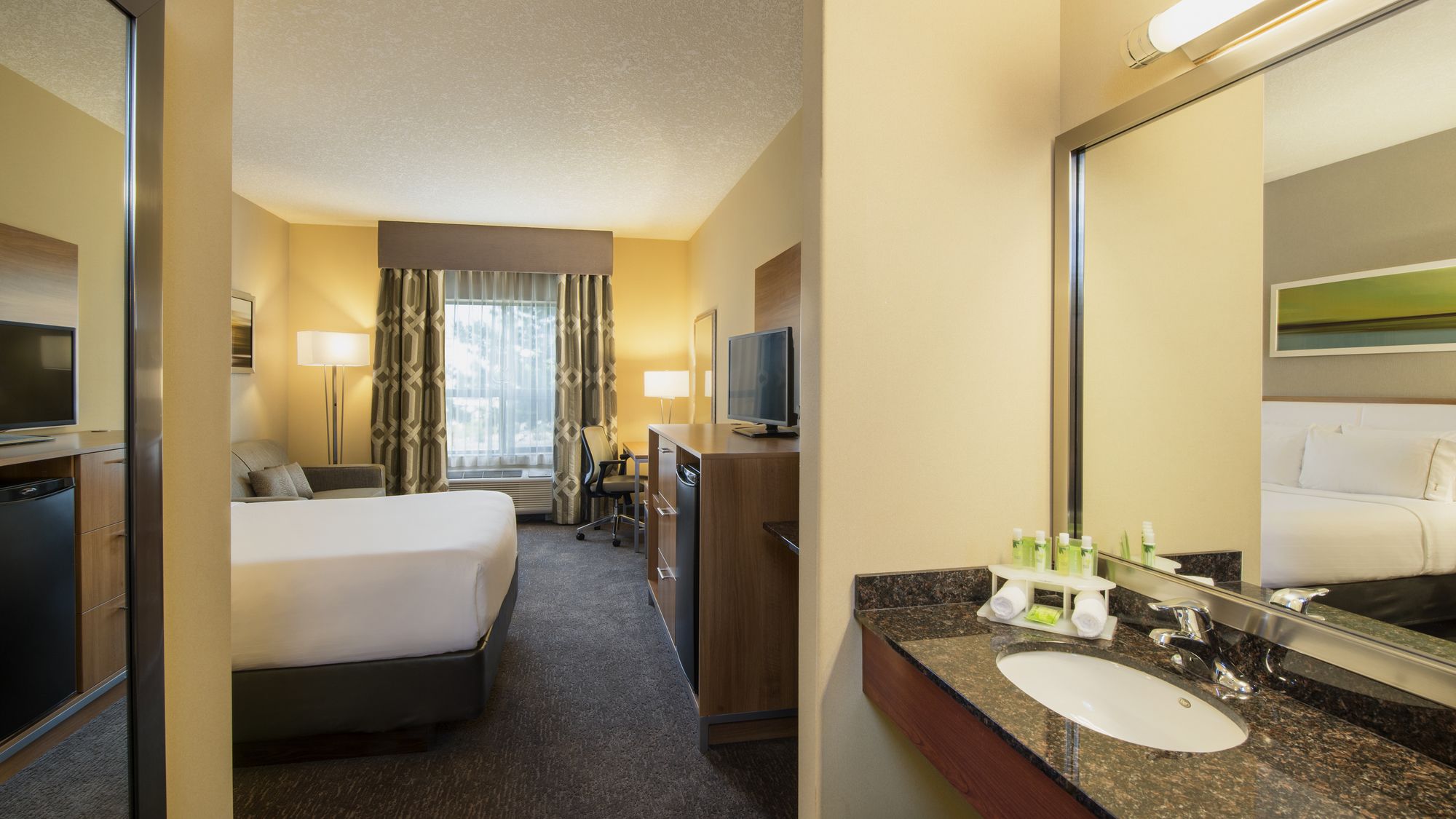 Holiday Inn Express & Suites Sherwood Park-Edmonton Area
