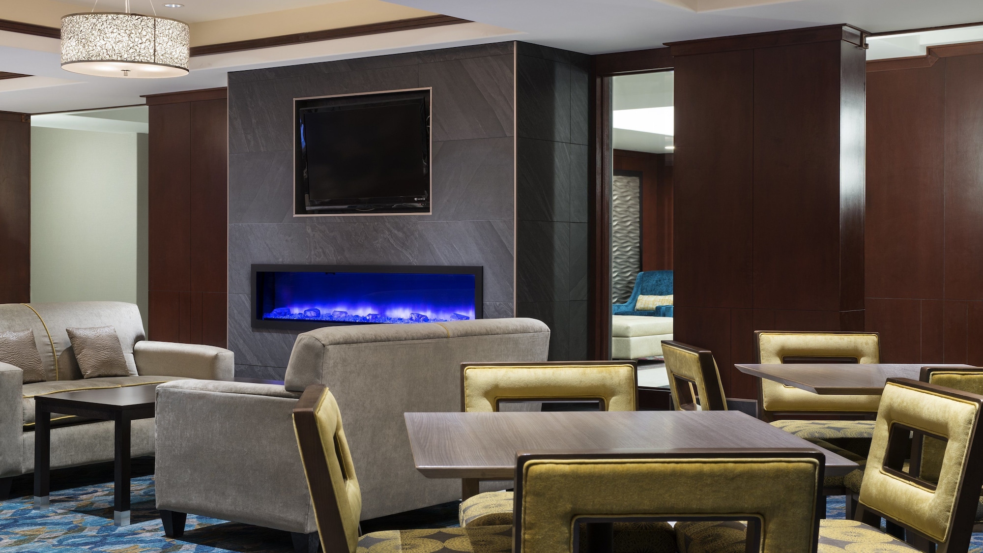 Holiday Inn Express & Suites Sherwood Park-Edmonton Area